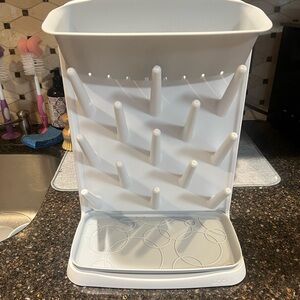 Gray Bottle Drying Rack